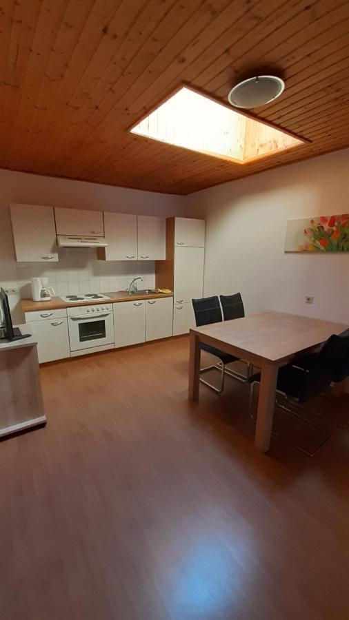 Ferienwohnungen & Weingut Kroiss Silvia Illmitz Extérieur photo