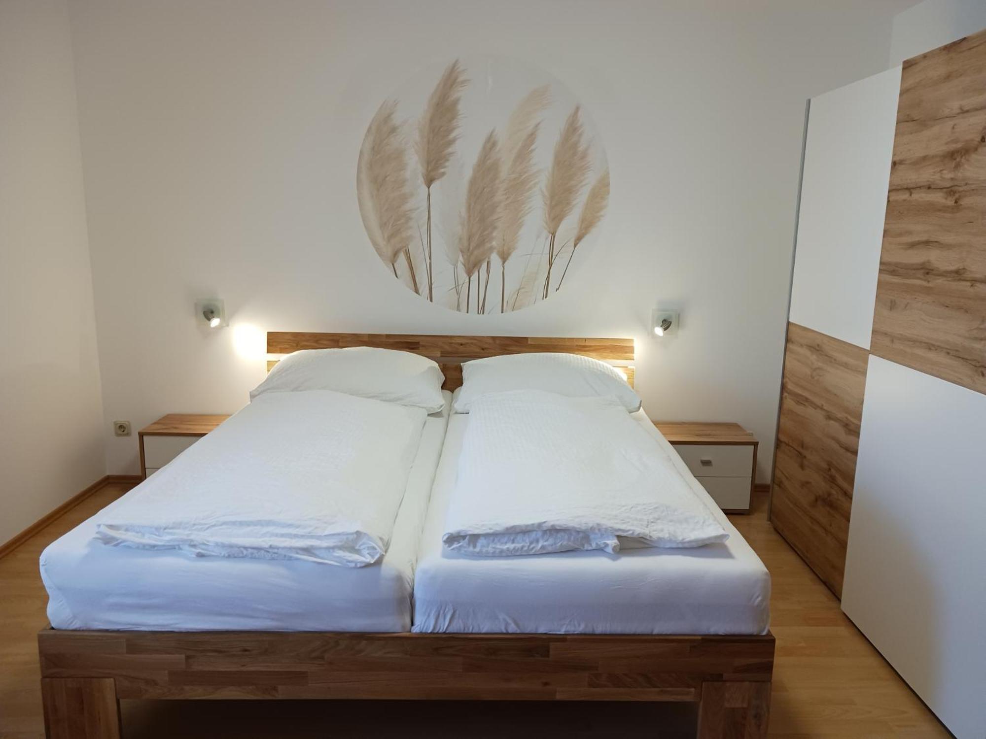 Ferienwohnungen & Weingut Kroiss Silvia Illmitz Extérieur photo